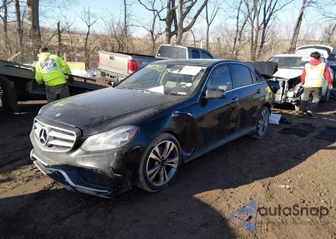 2014 Mercedes-Benz E 350 4Matic z USA, uszkodzony, nr VIN WDDHF8JB7EA996484